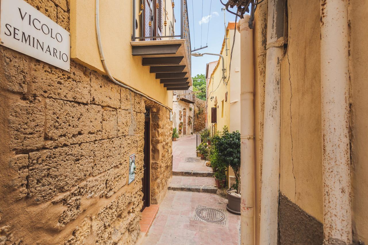 B&B Alla Cattedrale Agrigento Luaran gambar